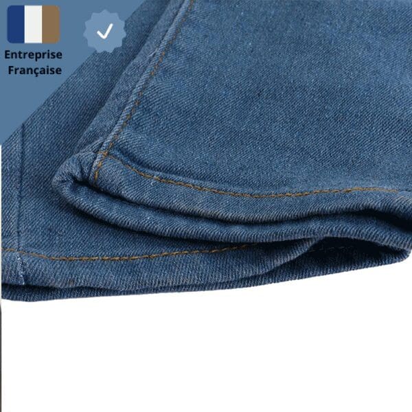 Salopette-bleue-juzcar